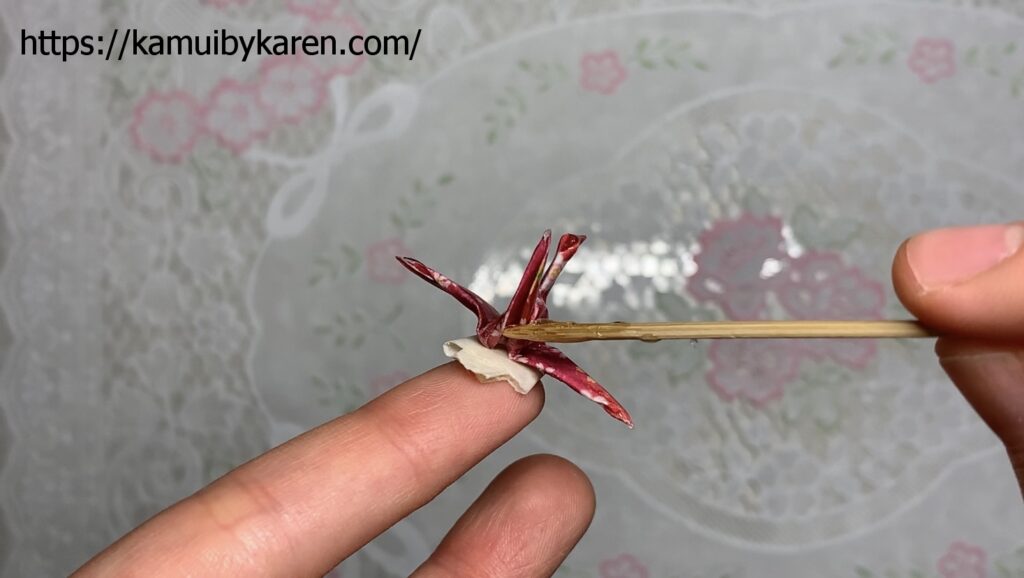 How to use paper in resin? Make easy origami earrings